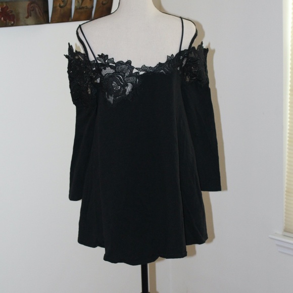 Meadow Rue, black Lace off the Shoulder top - Picture 7 of 8